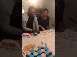 Couple Uses Hardboiled Eggs in Gender Reveal Game – 986303